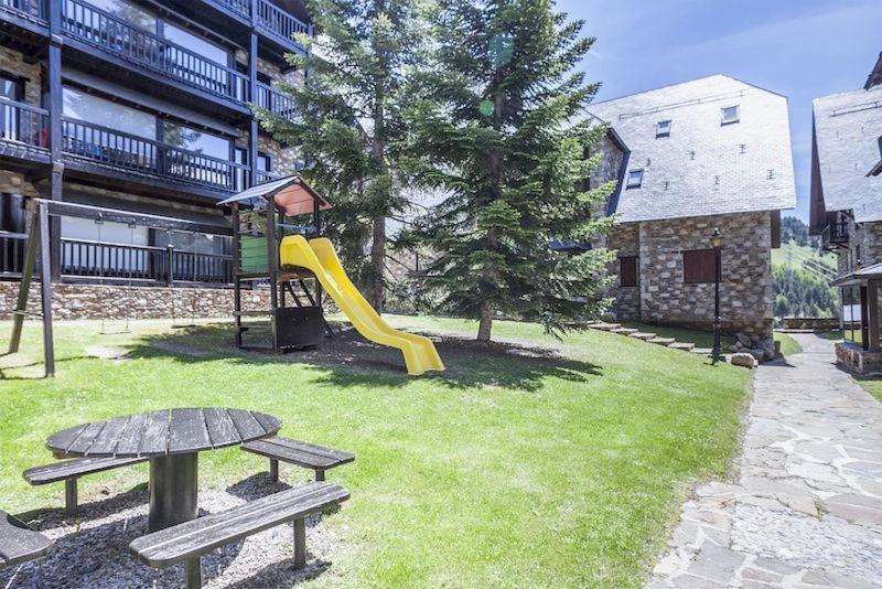 Luderna - Triplex Nin C2 Arenho Daire Naut Aran Dış mekan fotoğraf